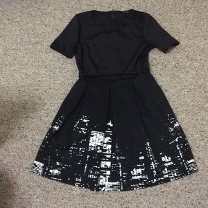 Flattering Aline city scape dress